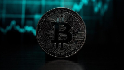 비트코인 7만달러 진입 시도 속 추가 하락 경고