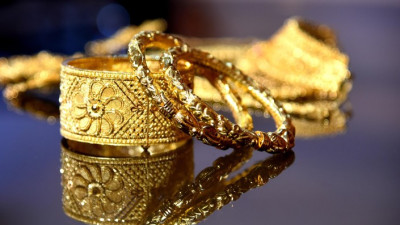 금 시세 흐름과 환율 유가의 상호작용 분석과 시사점